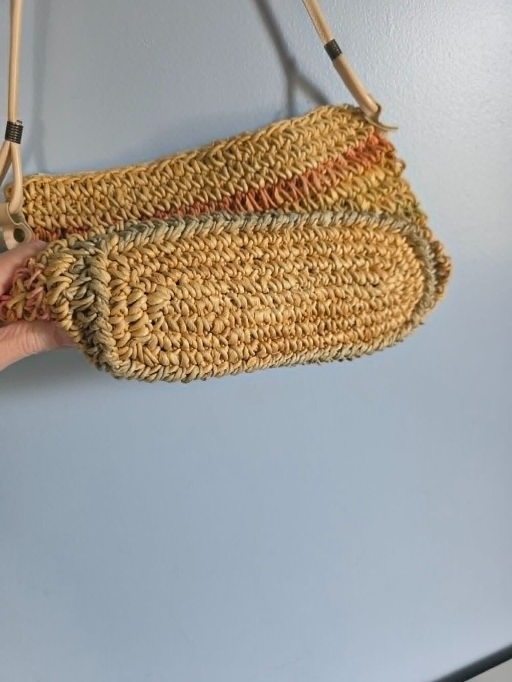 Vintage bohemian multicolored woven straw crossbody purse - Picture 5 of 7